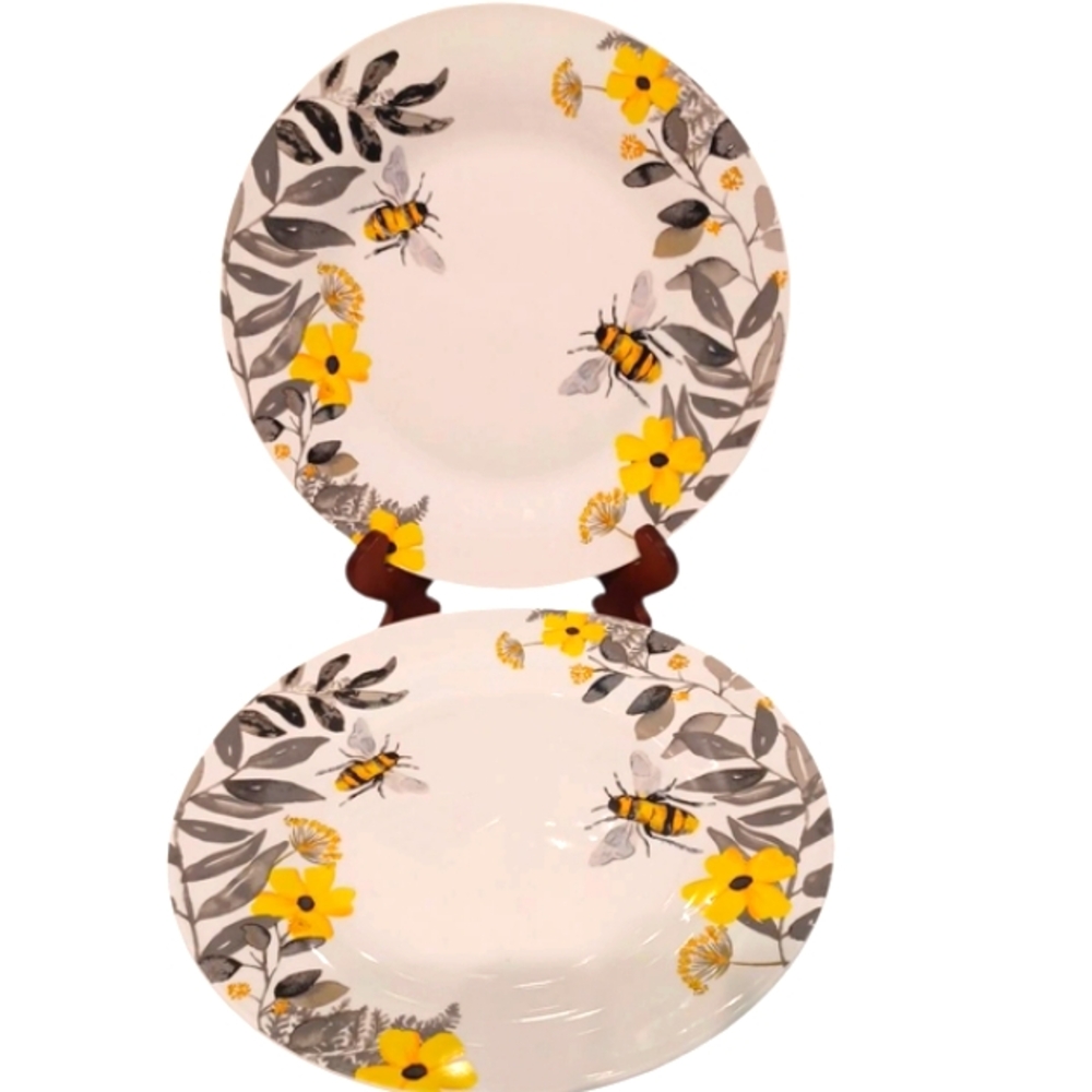 2 'You Are The Bee's Knees' Dinner Plates